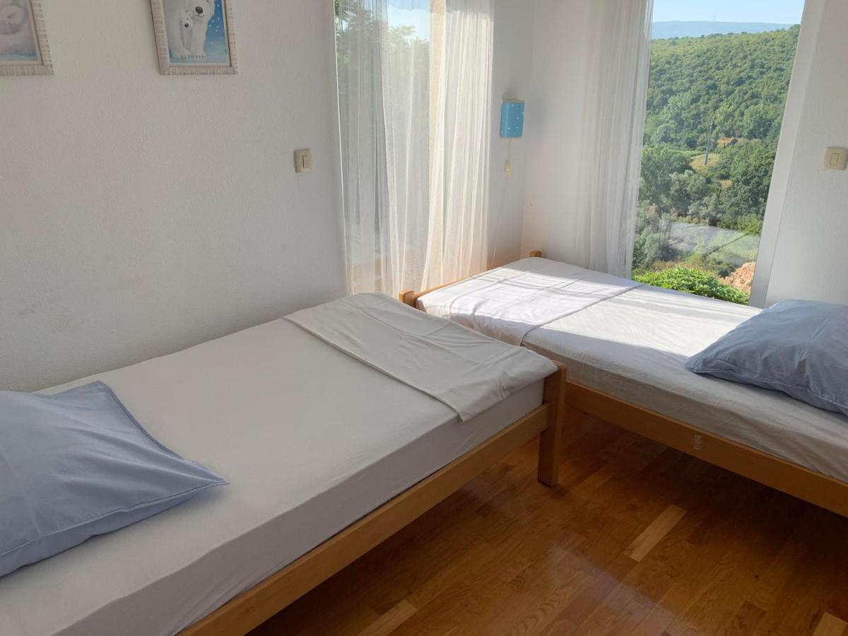 Ferienhaus Siroki Brijeg Exterior photo