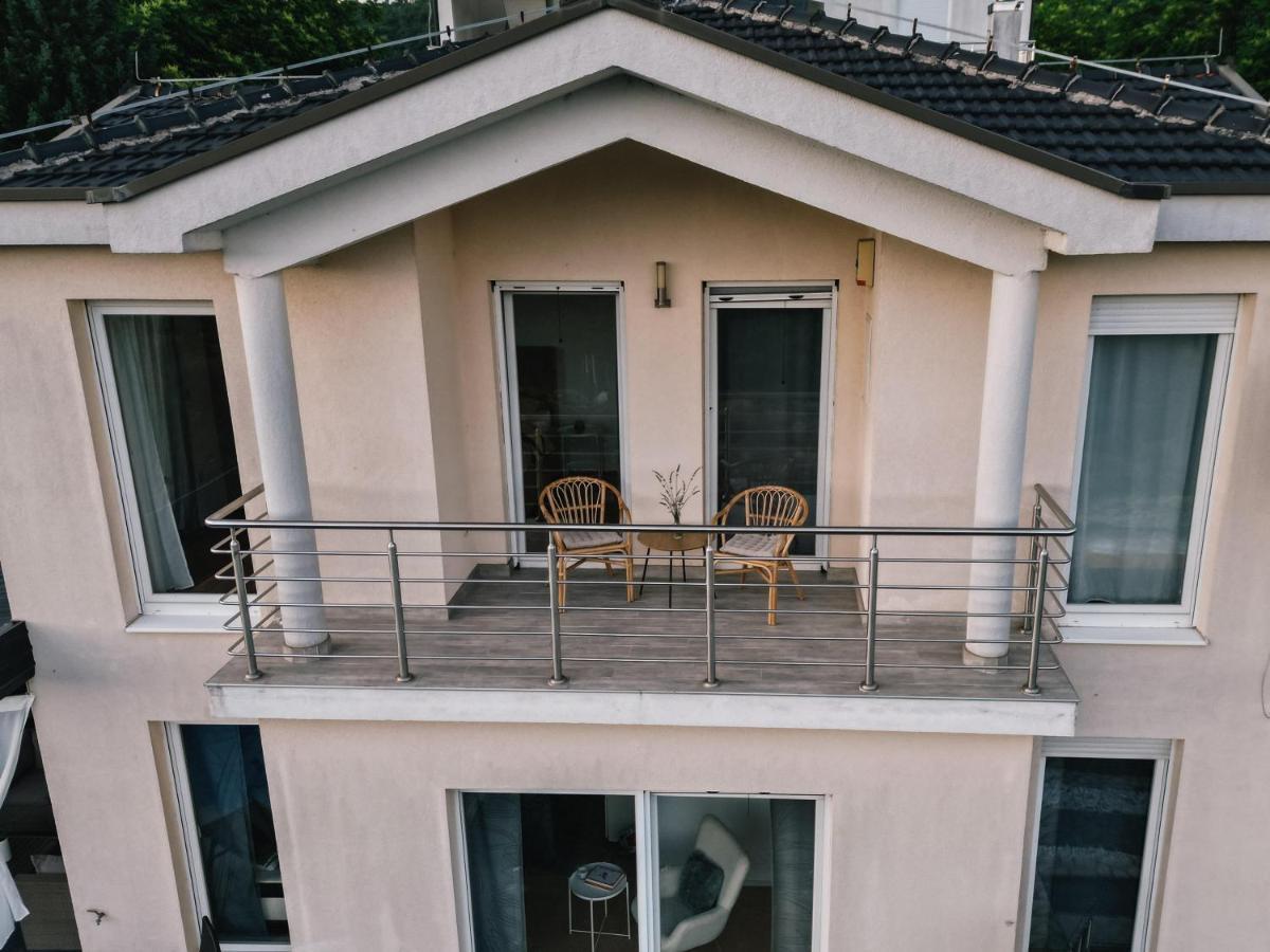 Ferienhaus Siroki Brijeg Exterior photo