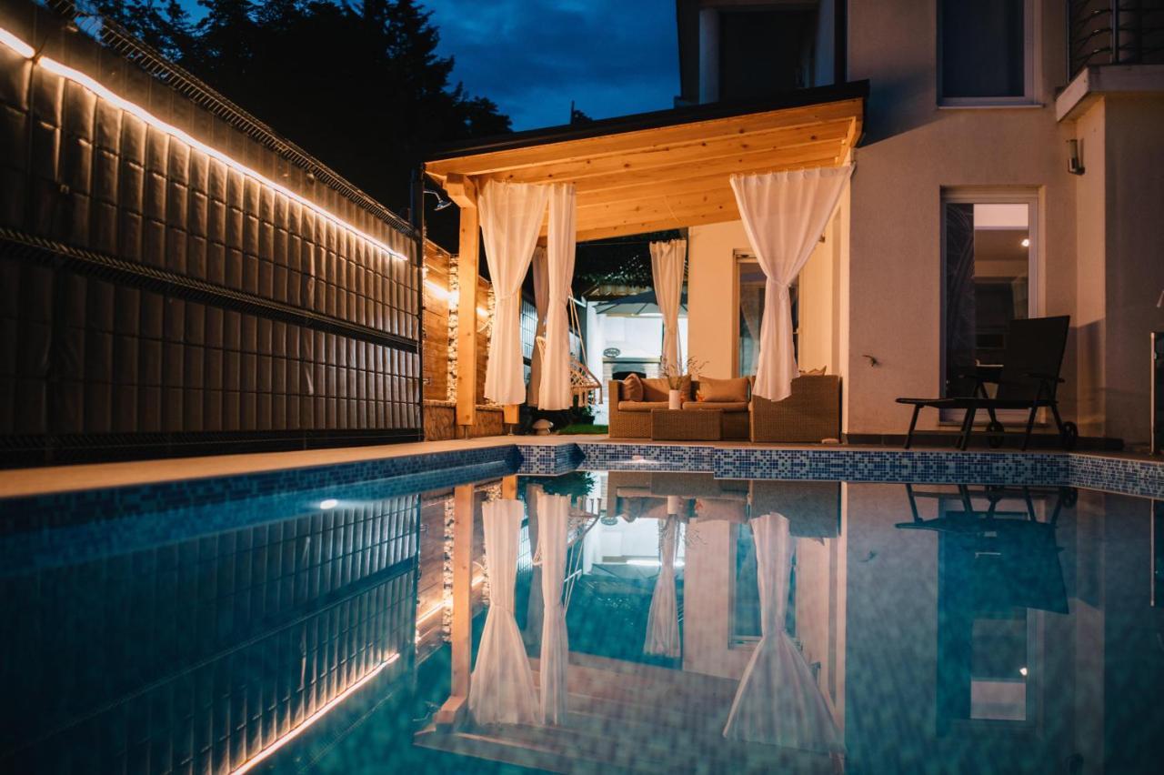 Ferienhaus Siroki Brijeg Exterior photo